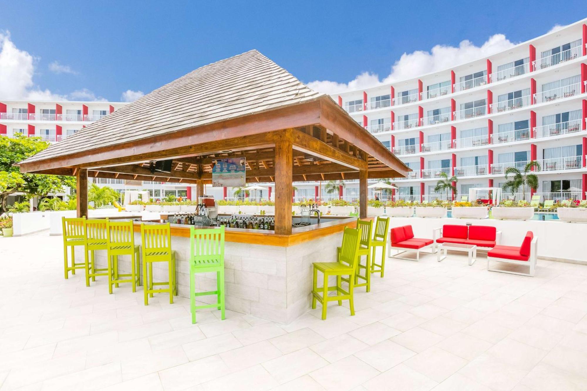 Grand Decameron Cornwall Beach, A Trademark All-Inclusive Resort Montego Bay Eksteriør billede