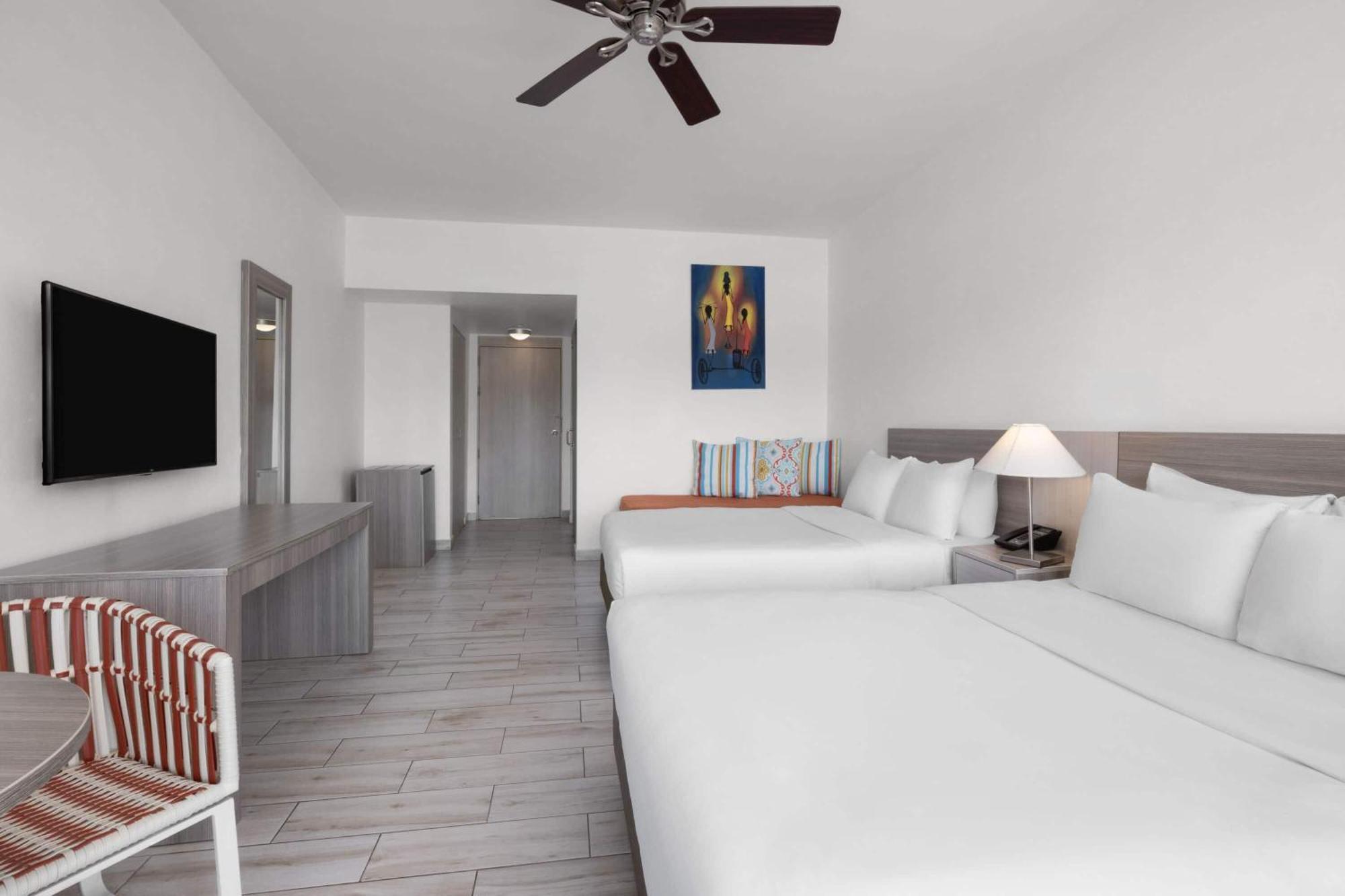 Grand Decameron Cornwall Beach, A Trademark All-Inclusive Resort Montego Bay Eksteriør billede