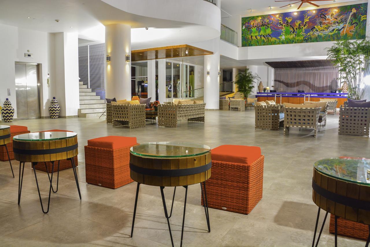 Grand Decameron Cornwall Beach, A Trademark All-Inclusive Resort Montego Bay Eksteriør billede