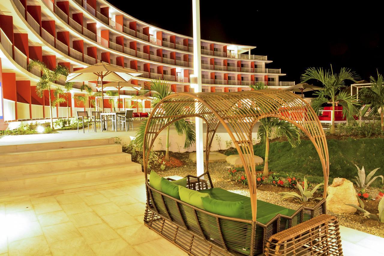 Grand Decameron Cornwall Beach, A Trademark All-Inclusive Resort Montego Bay Eksteriør billede